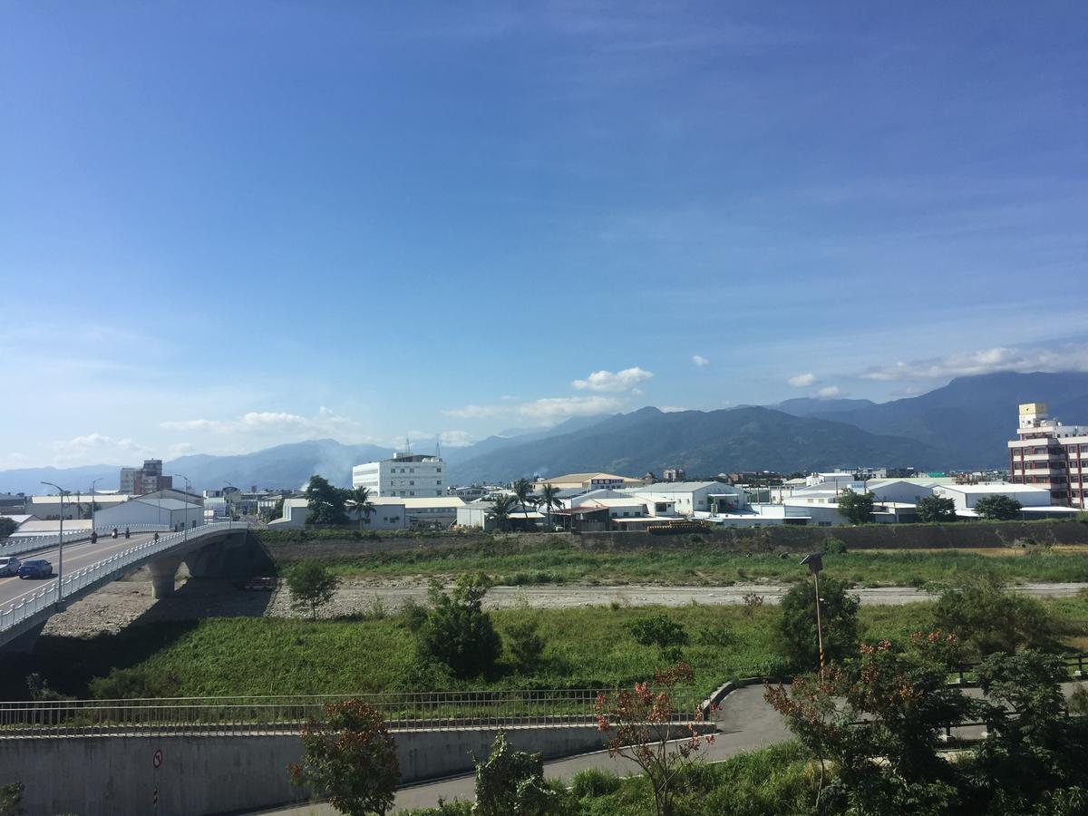 Tiin Tinn - Rivershore B&B Taitung Exterior photo